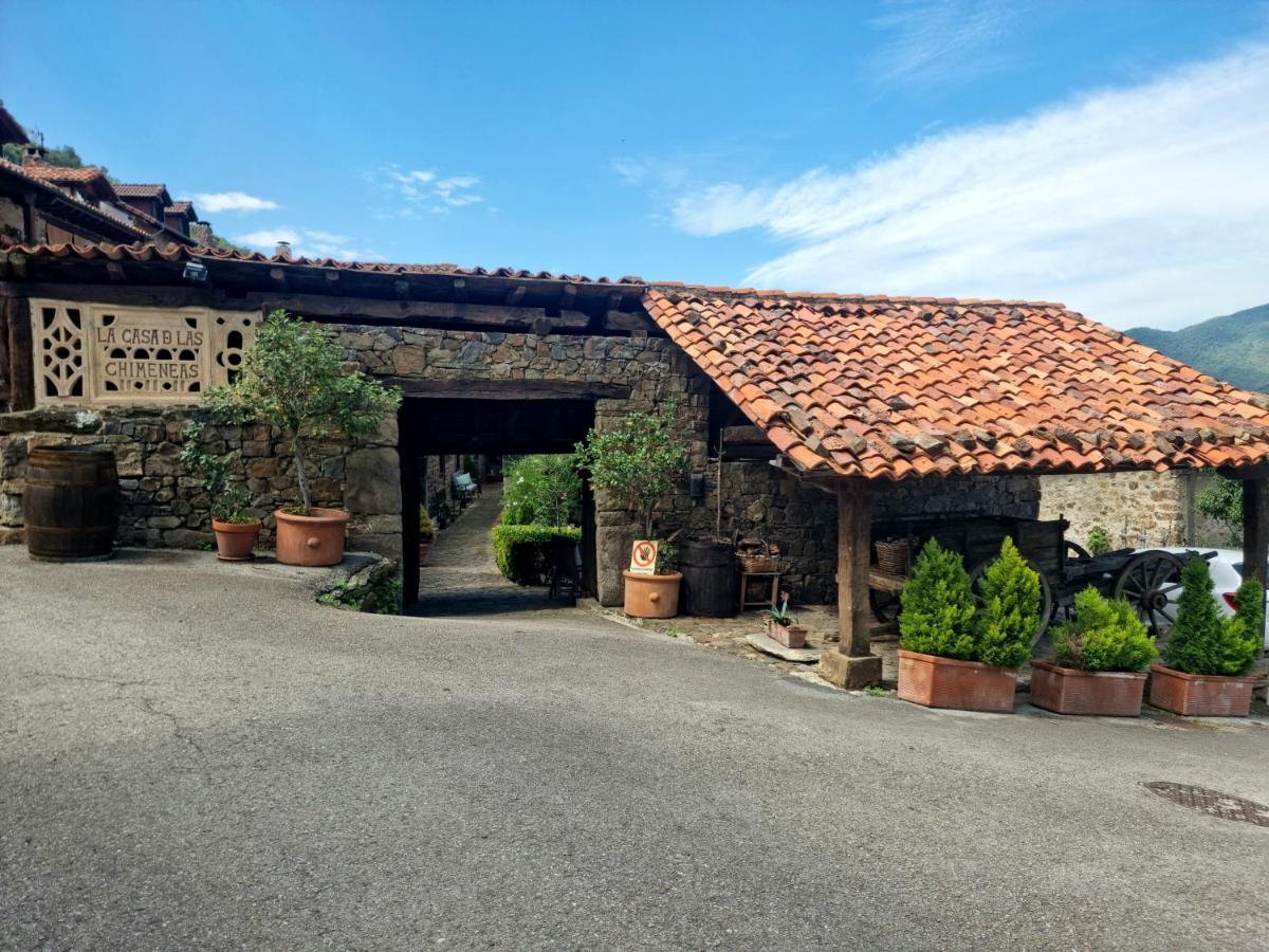 La Casa De Las Chimeneas Tudes Eksteriør billede